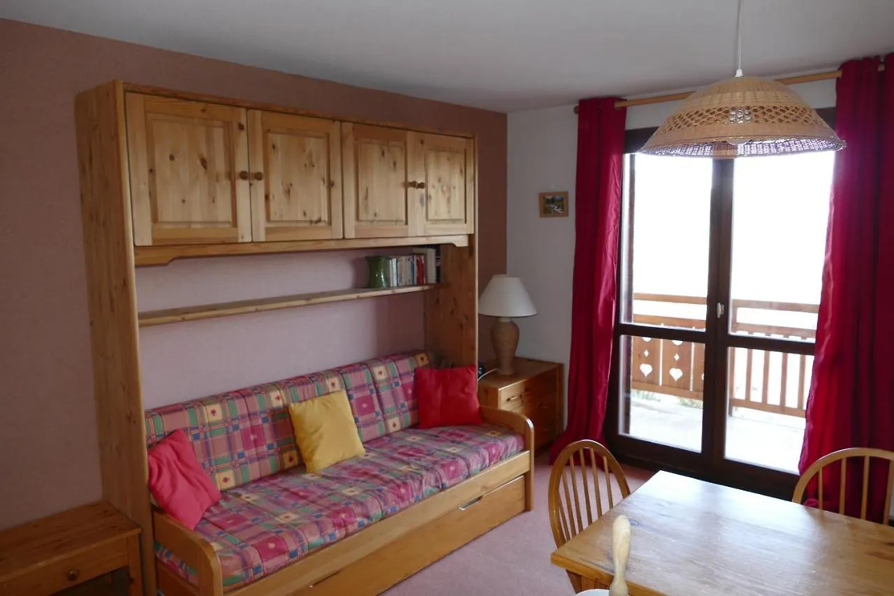 Studio Coin Montagne A Auris En Oisans Avec Vue Magnifique Apartment